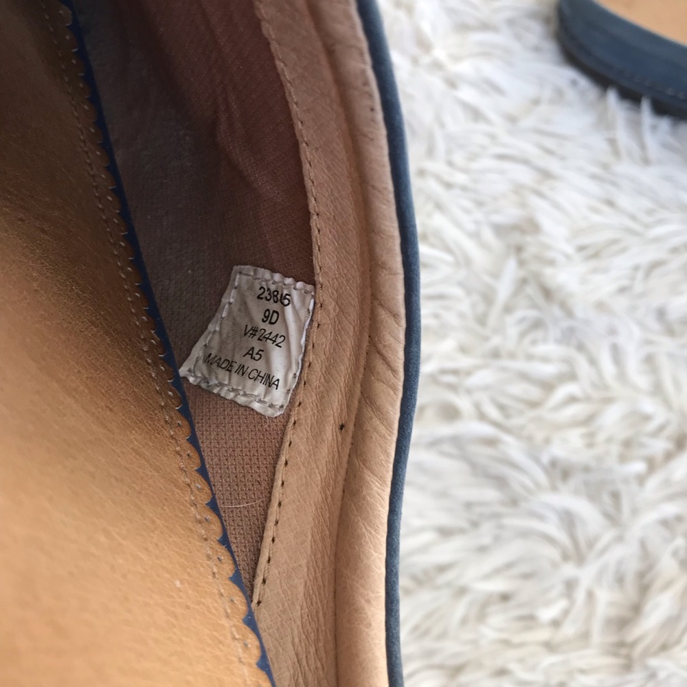 Blue Suede Lands’ End Mules Size 9 Wide - Picture 3 of 5